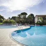Hotel Le Domaine Du Mas Blanc By Popinns
