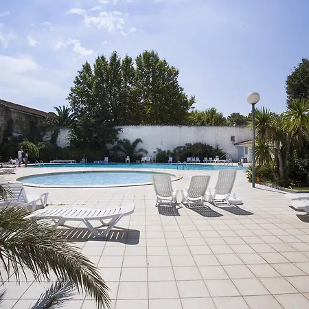 Le Domaine Du Mas Blanc By Popinns Hotel