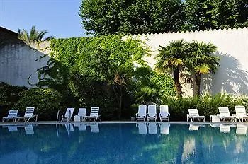 Hotel Le Domaine Du Mas Blanc By Popinns