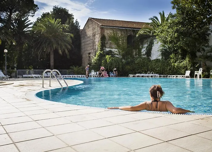 Le Domaine Du Mas Blanc By Popinns 4*
