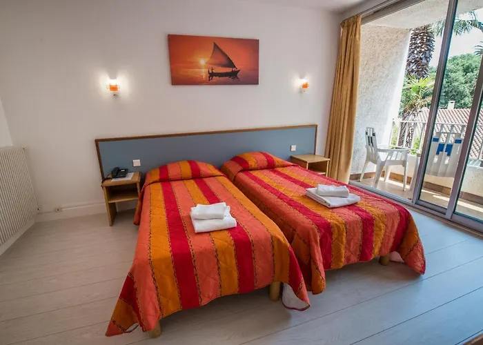 Hotel Le Domaine Du Mas Blanc By Popinns